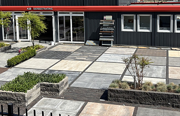 Showtuin A18 Sierbestrating Doetinchem