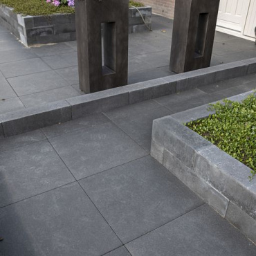 linea block black 15x15x60 cm