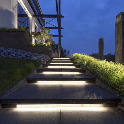 In-Lite Evo Hyde 550 Black 12V