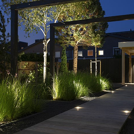 In-Lite Puck 22 Black 12V