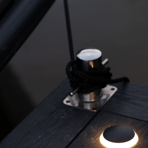 In-Lite Puck Black 12V