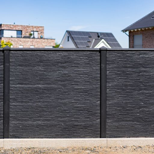 Berton©-motiefplaat smal antraciet gecoat H26 x D3,5 x L184 cm leisteenmotief